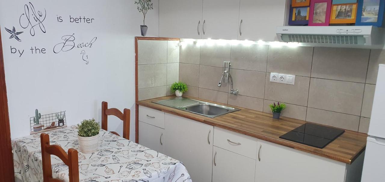 Burero Beach Stay - Comfy - Near Airport & Beaches El Burrero Exterior photo